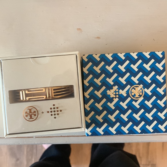Tory Burch Fit Bit band- New with tags - Picture 3 of 3